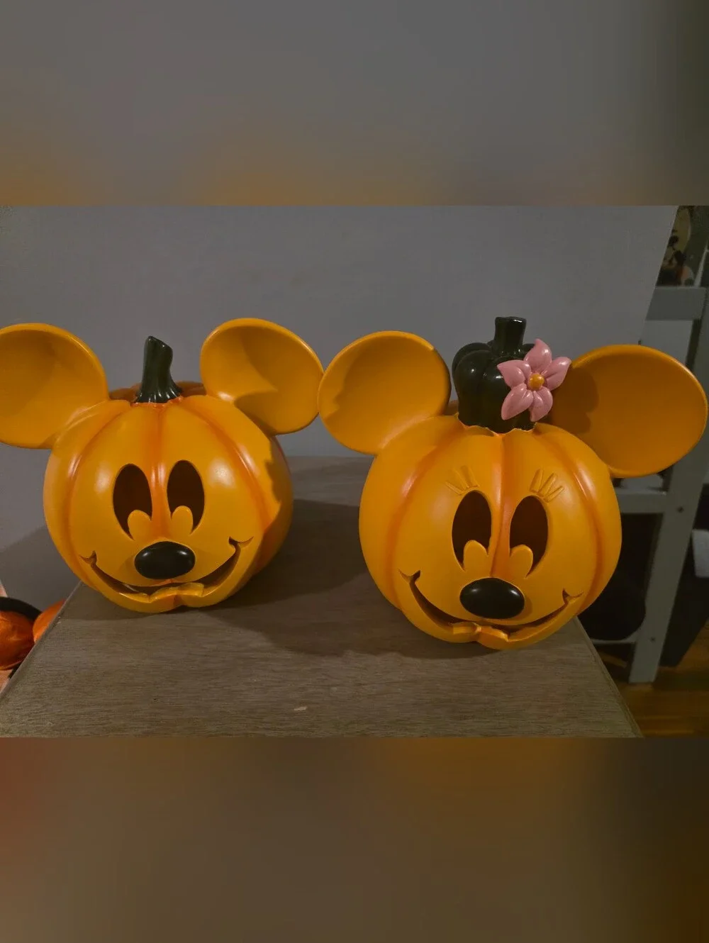 Mickey And Minnie Light Up Halloween Pumpkins